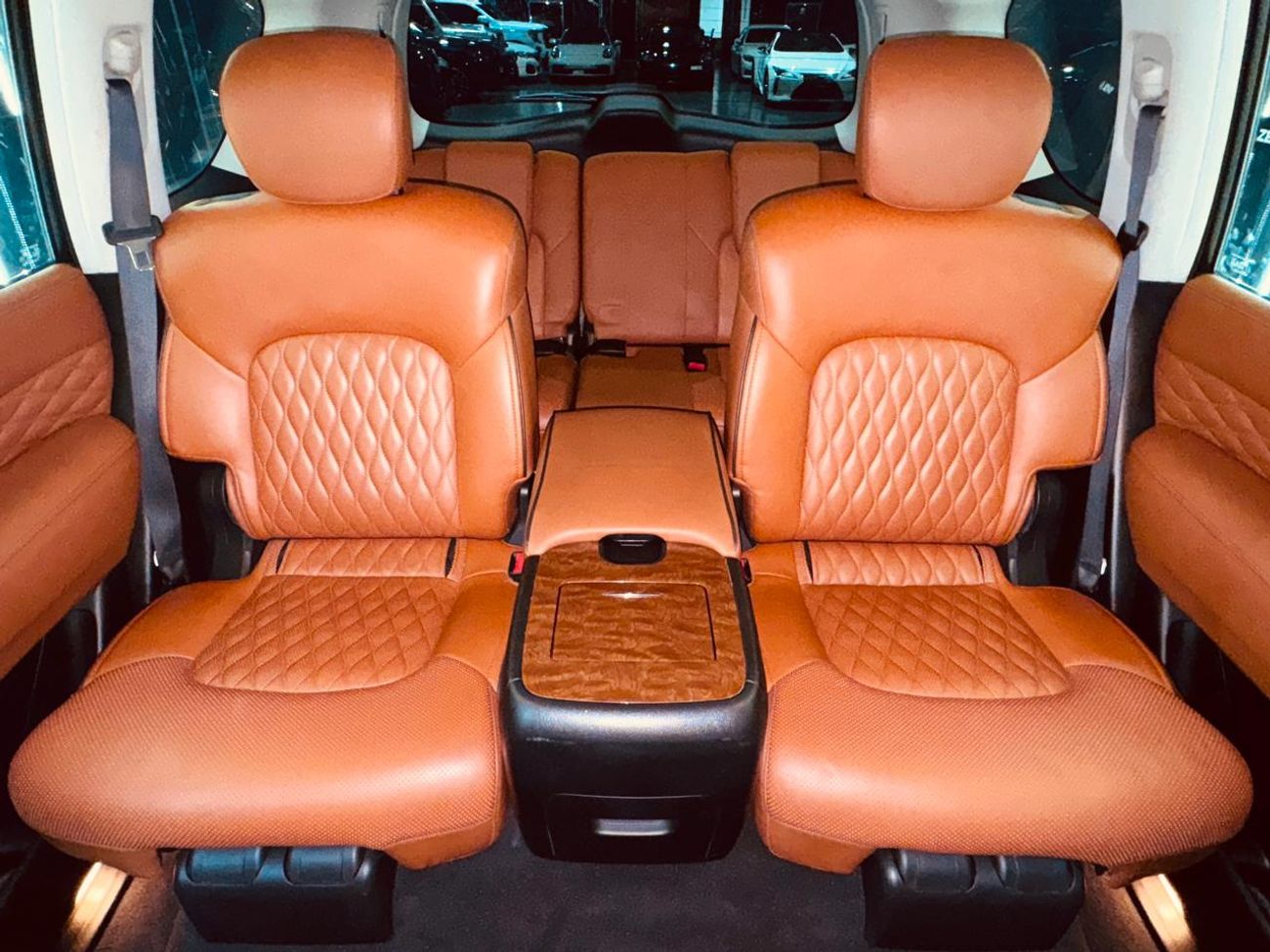 إنفينيتي QX80 Luxe 7st 5.6L