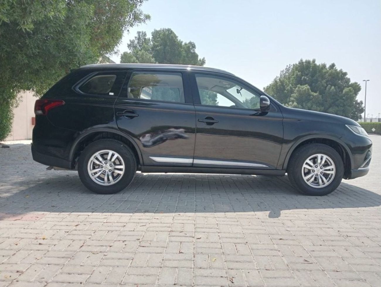 ميتسوبيشي آوتلاندر GLX هاي