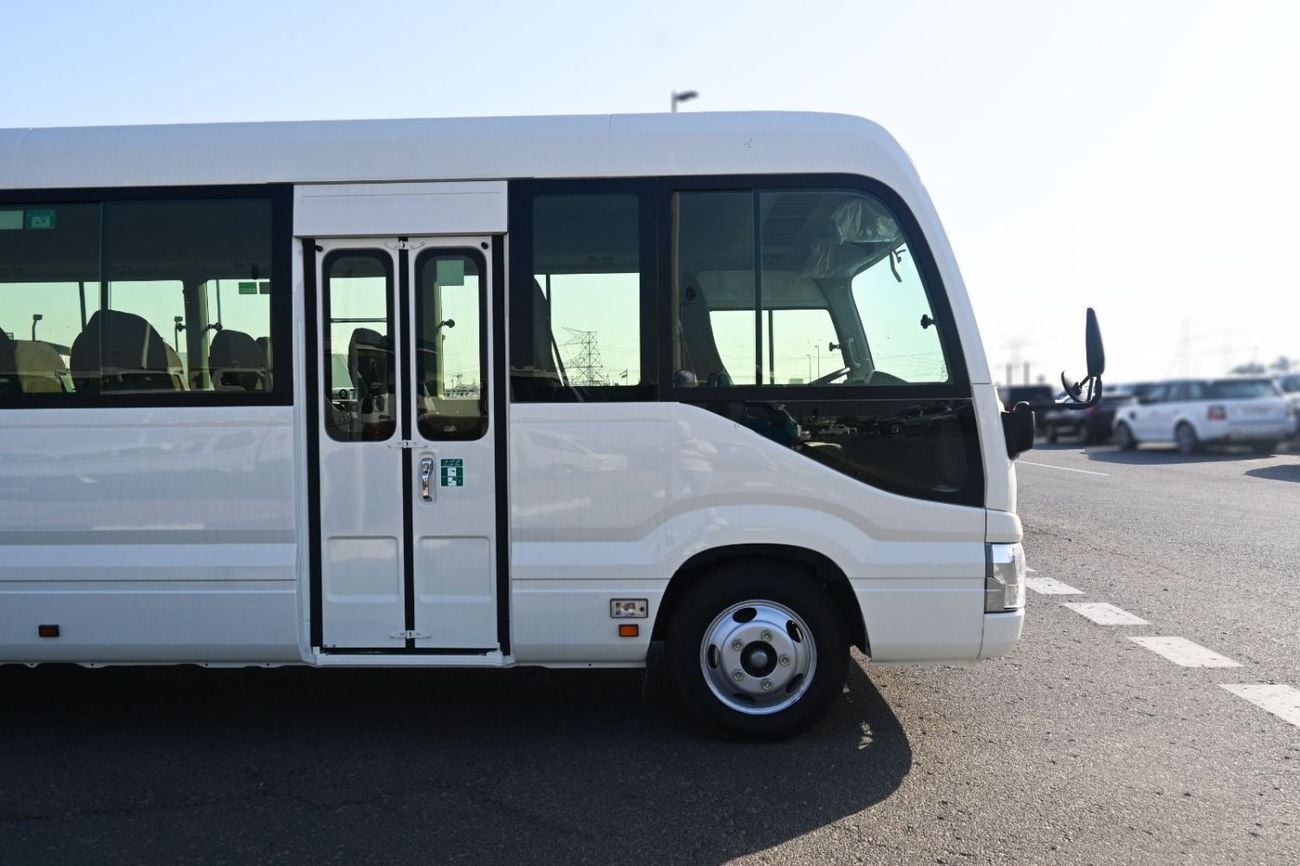 تويوتا كوستر Toyota Coaster 23-Seater (4.2L Diesel)