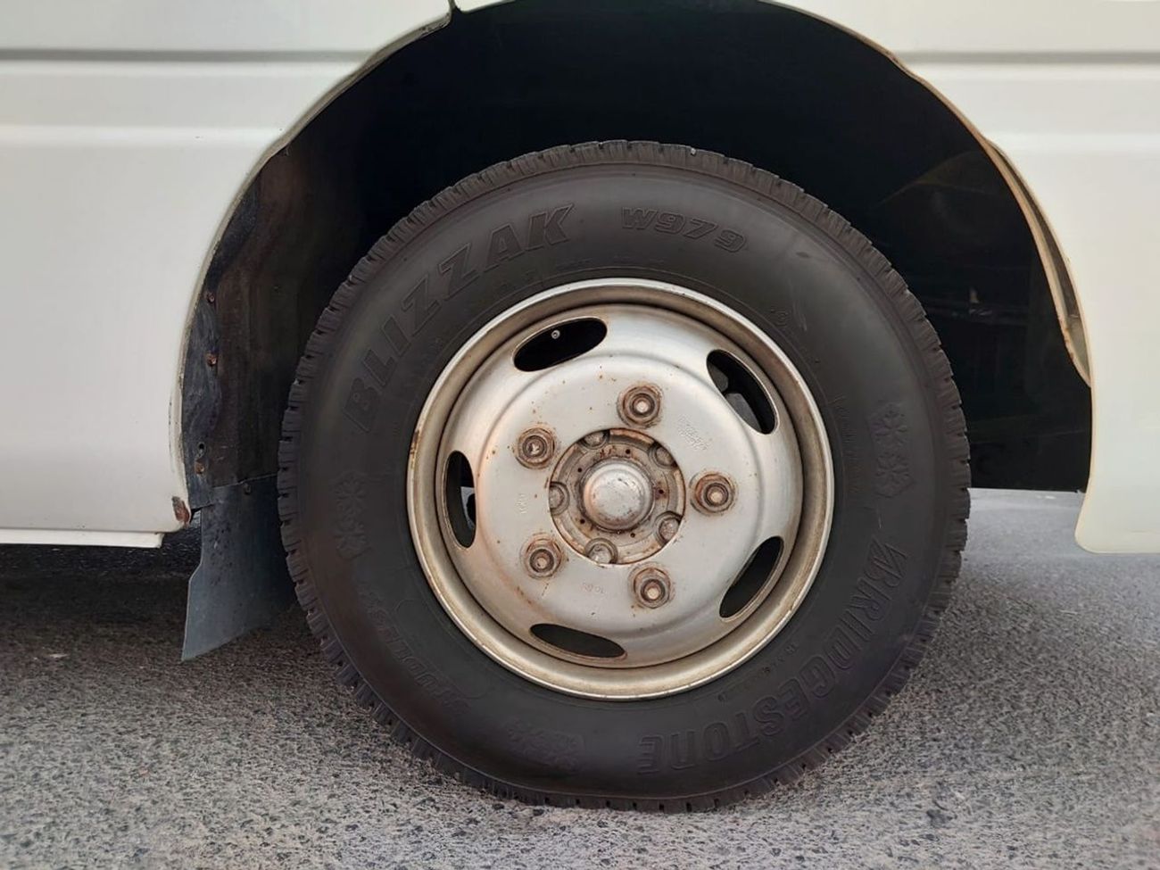 نيسان سيفيليان NISSAN CIVILIAN BUS RHD 2003 MODEL 4.2 L DIESEL AUTOMATIC(PM20191)