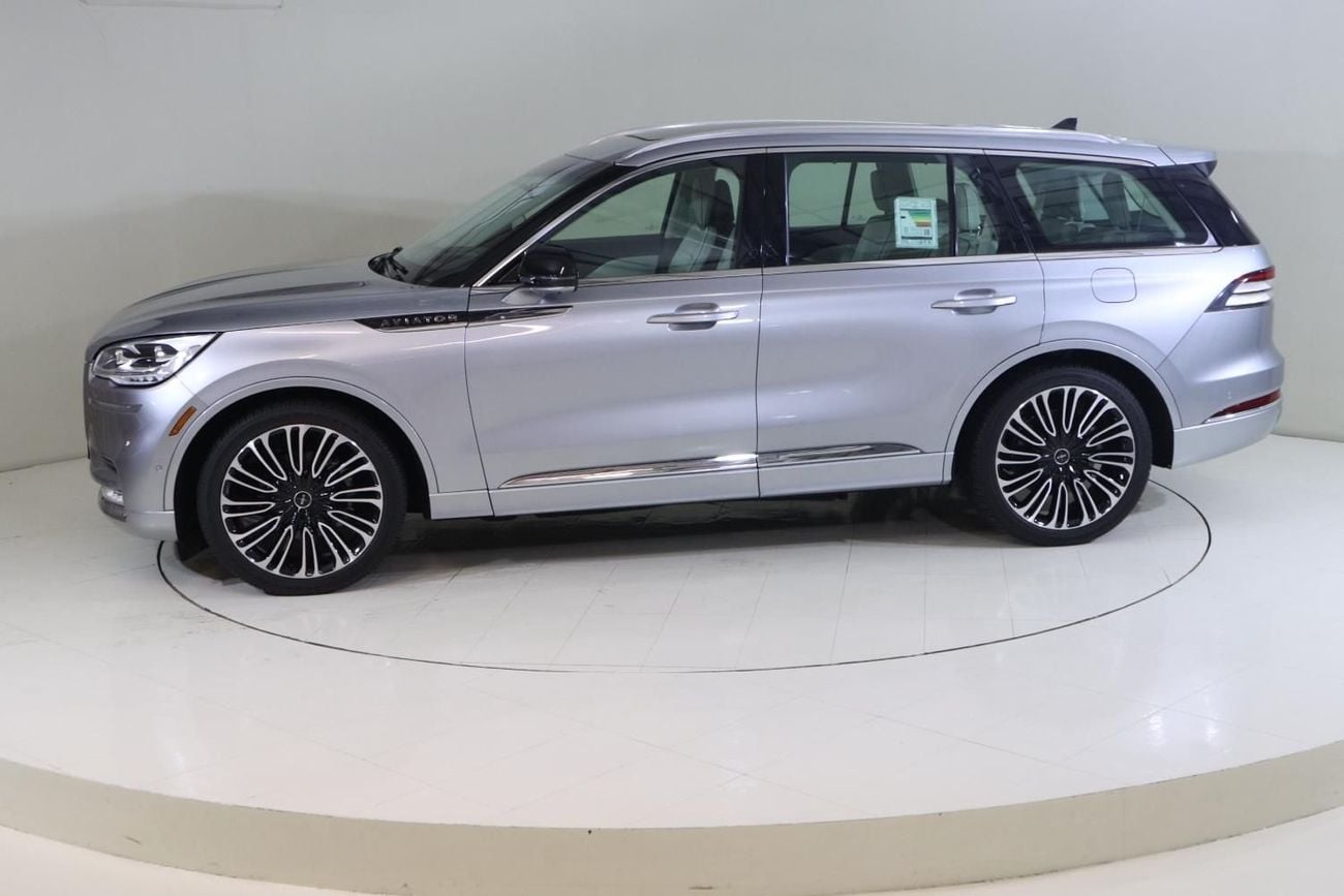 Lincoln Aviator PRESIDENTIAL AVI923/ AL TAYER MOTORS AL QOUZ SHOWROOM