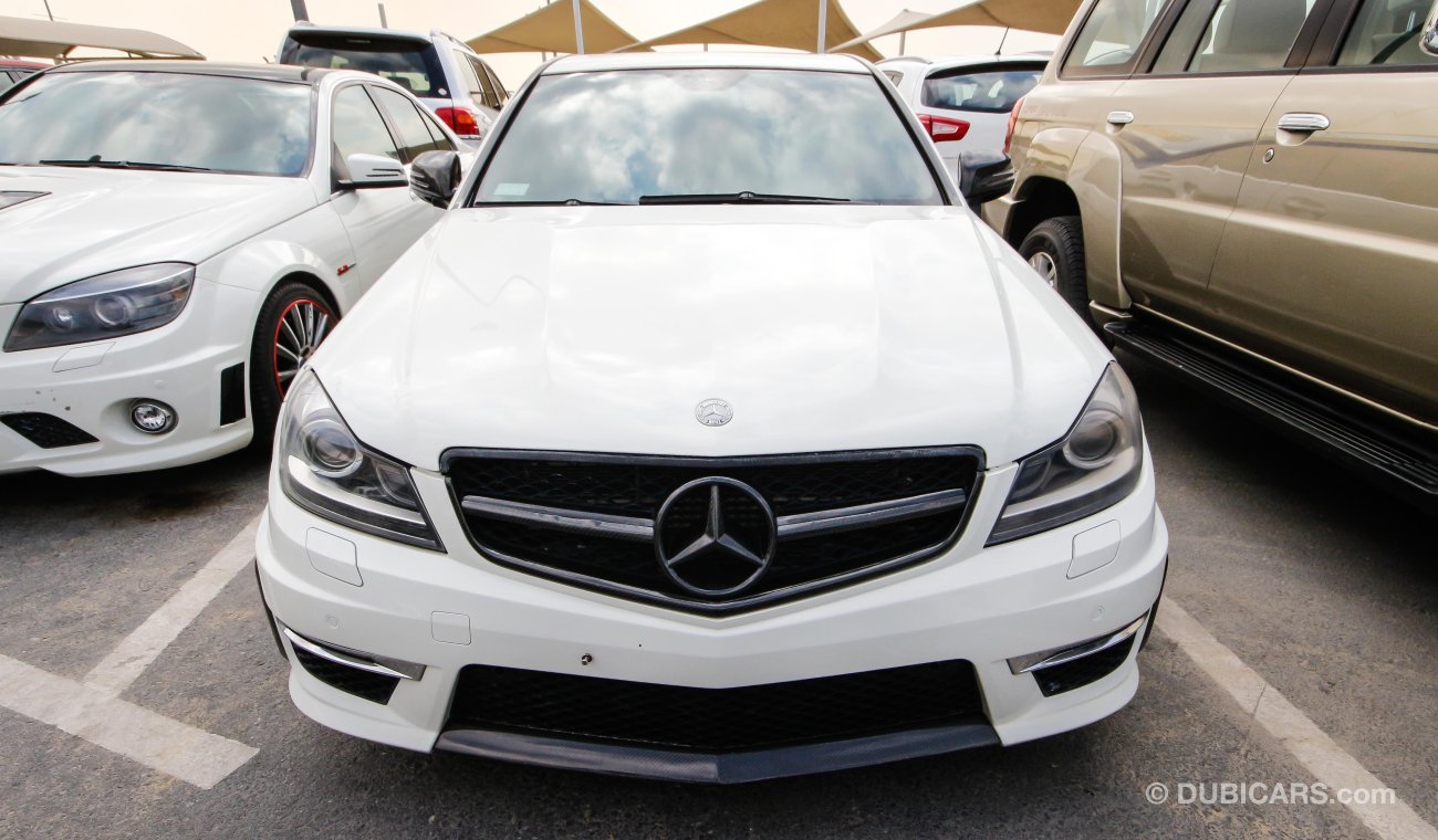 Mercedes-Benz C 63 AMG