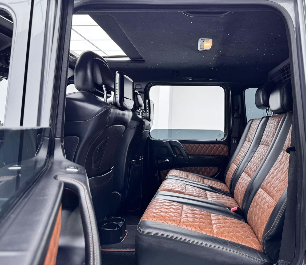 مرسيدس بنز G 63 AMG Std 5.5L 2018 Mercedes Benz G63 AMG, Warranty, Full Mercedes Service History, Fully Loaded, GCC