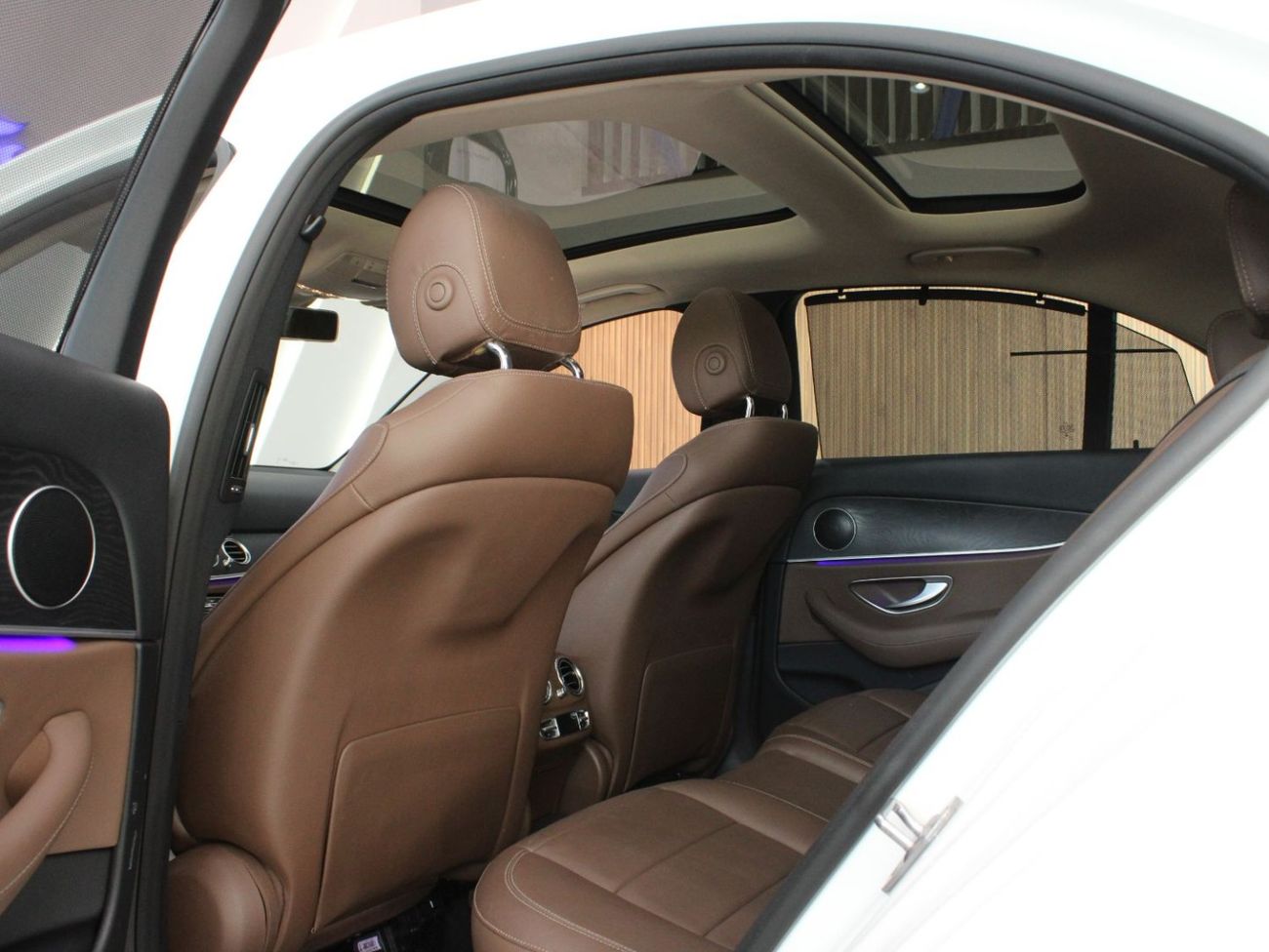 مرسيدس بنز E200 | Fully Loaded