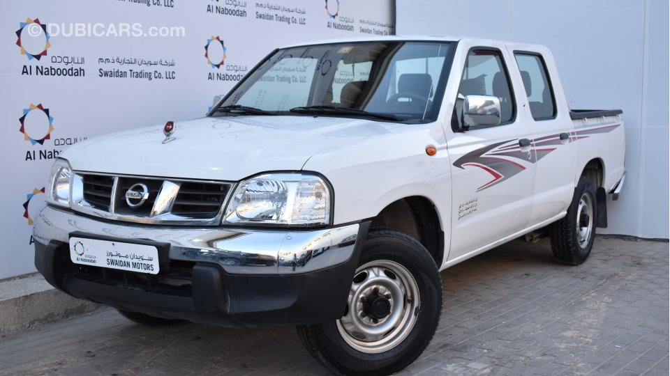  Nissan Pickup .4L DOUBLE CABIN PICKUP GCC WITH DEALER WARRANTY FREE INSURANCE usados ​​en venta en Dubái -