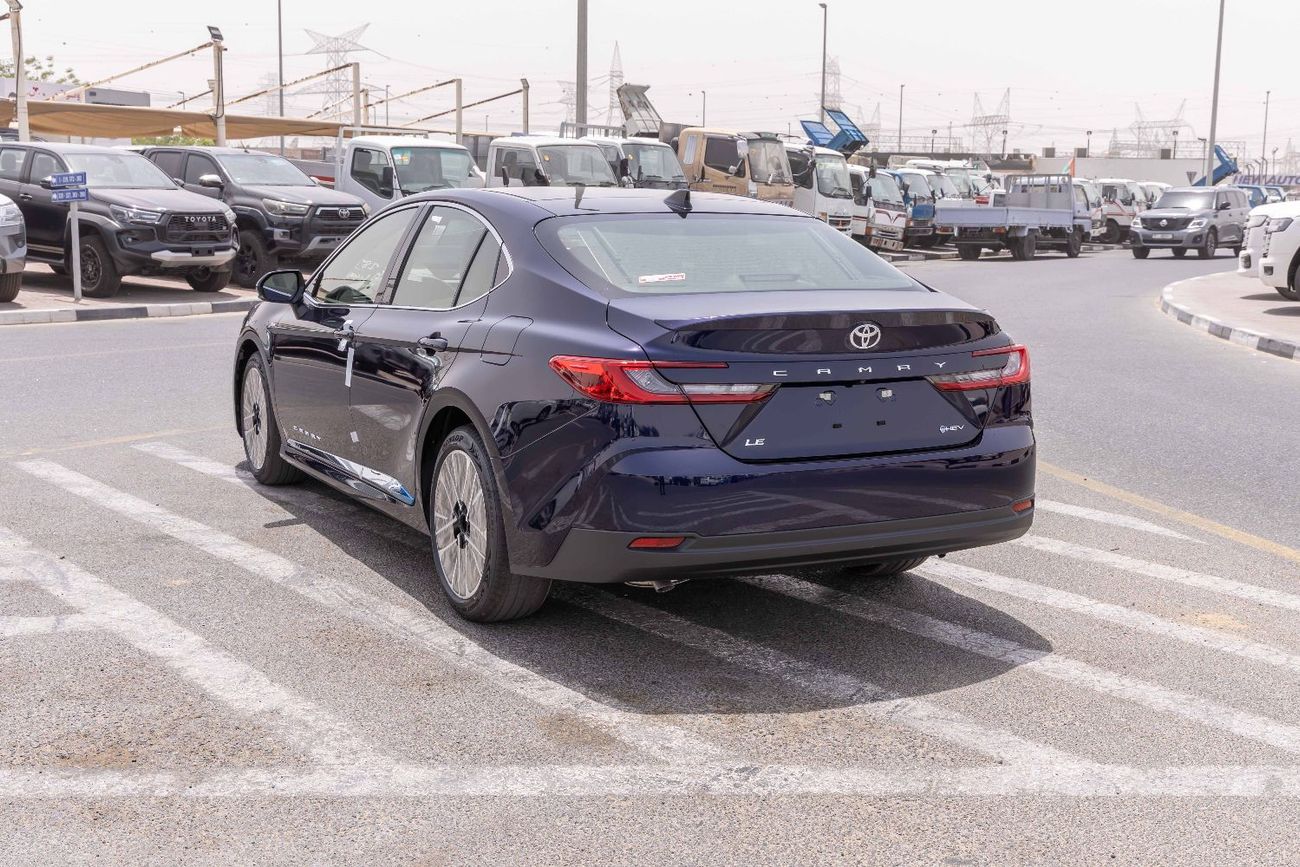 Toyota Camry Toyota Camry LE 2.5L Hybrid, Panorama - 2025 (Export)