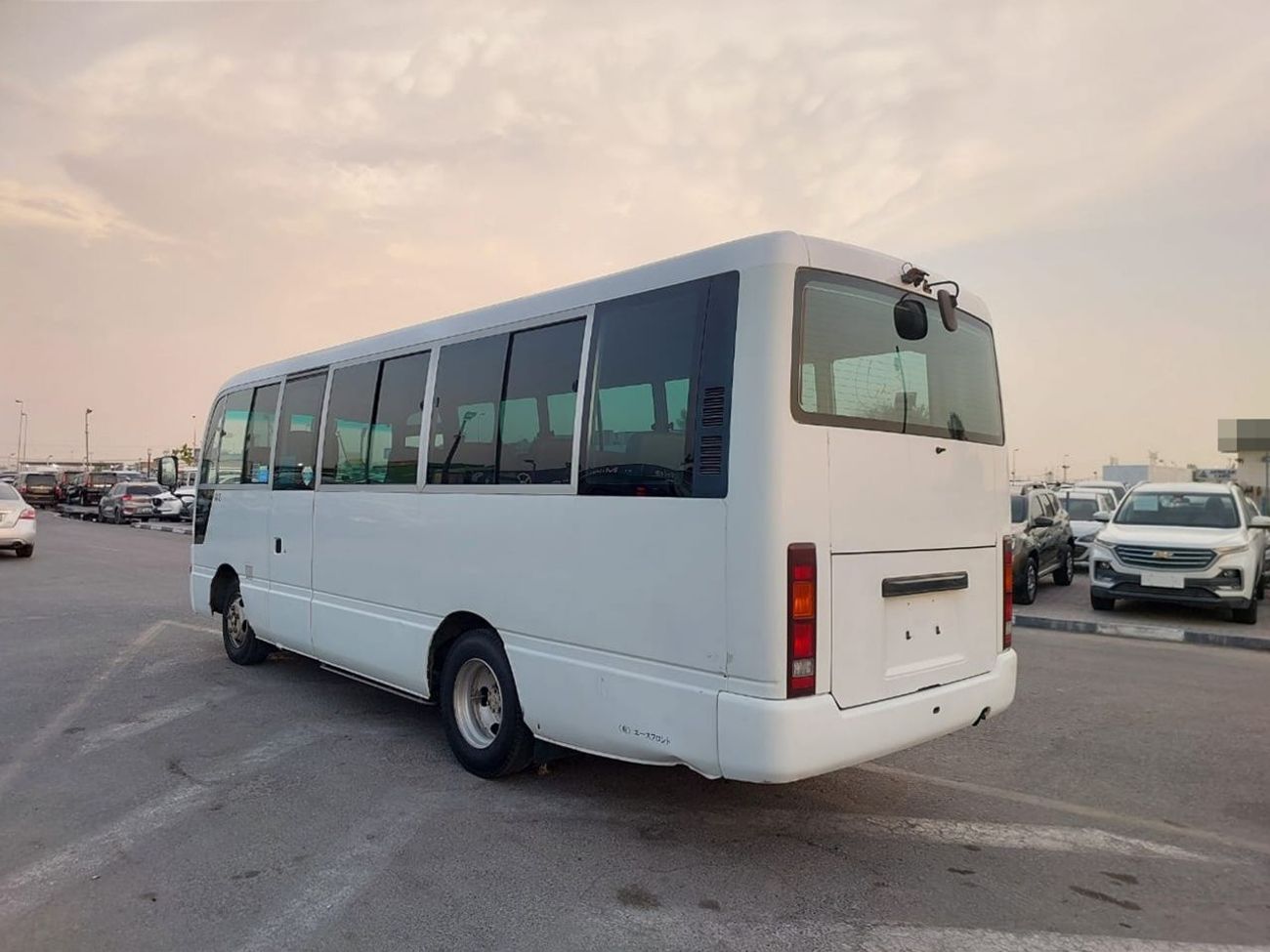 نيسان سيفيليان NISSAN CIVILIAN BUS RHD 2003 MODEL 4.2 L DIESEL AUTOMATIC(PM20191)