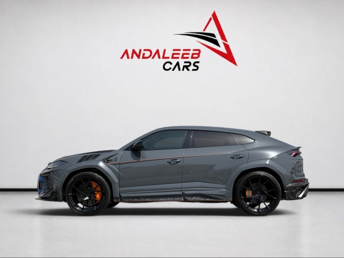 Lamborghini Urus STD AED 12,780 P.M | 0% DOWN PAYMENT | LAMBORGHINI URUS MANSORY KIT | 4.0L TWIN-TURBO V8 | FULL SERV