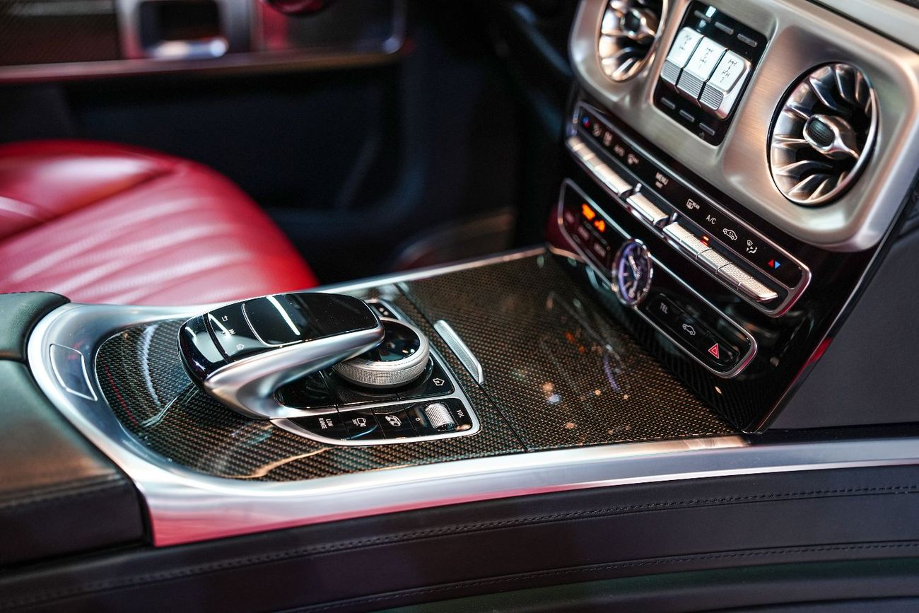 Mercedes-Benz G 63 AMG Double Night Package,  Carbon Interior, Gargash Warranty + Service!!