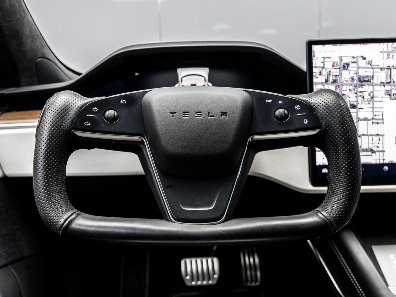 تسلا Model S Long Range (AWD) 2023 Tesla Model S Performance, 100kWh, 4WD, 670bhp, Single Speed Automatic