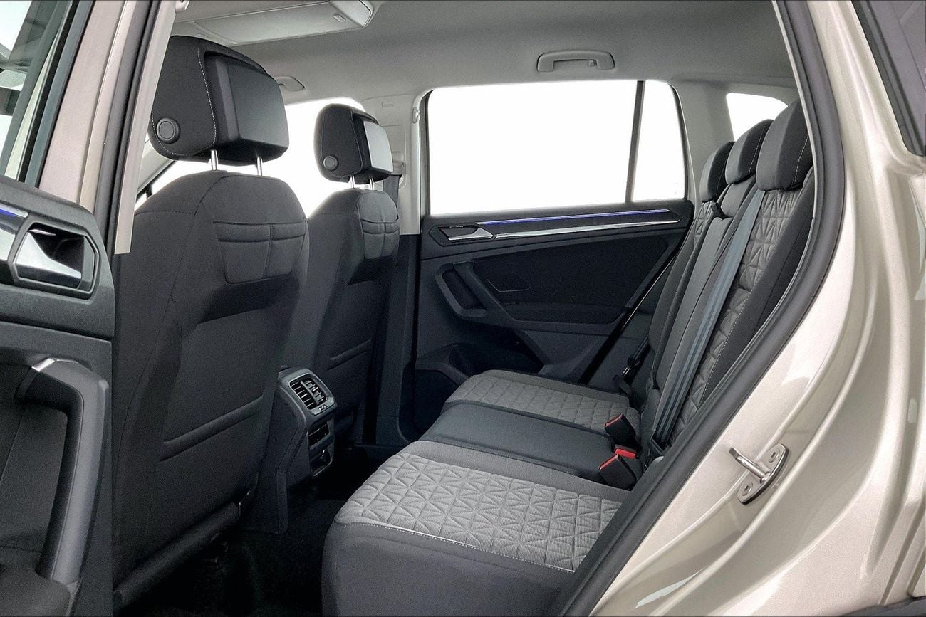 Volkswagen Tiguan Life| 1 year free warranty | Flood Free