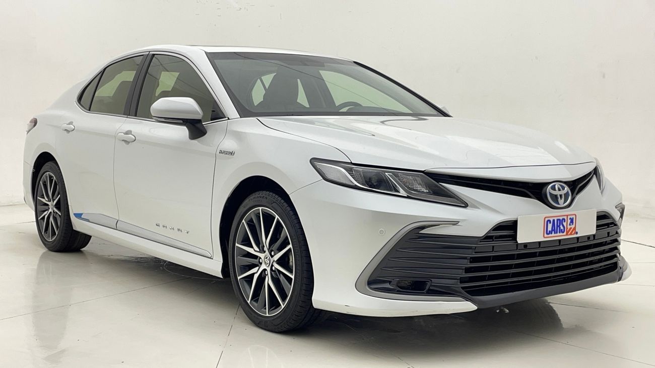 تويوتا كامري GLE 2.5 | بدون دفعة مقدمة | اختبار القيادة في المنزل