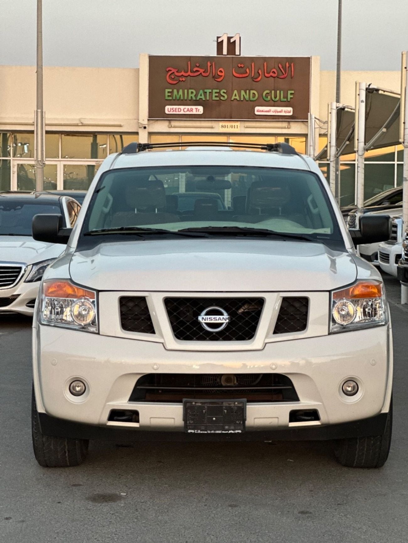 Nissan Armada SE