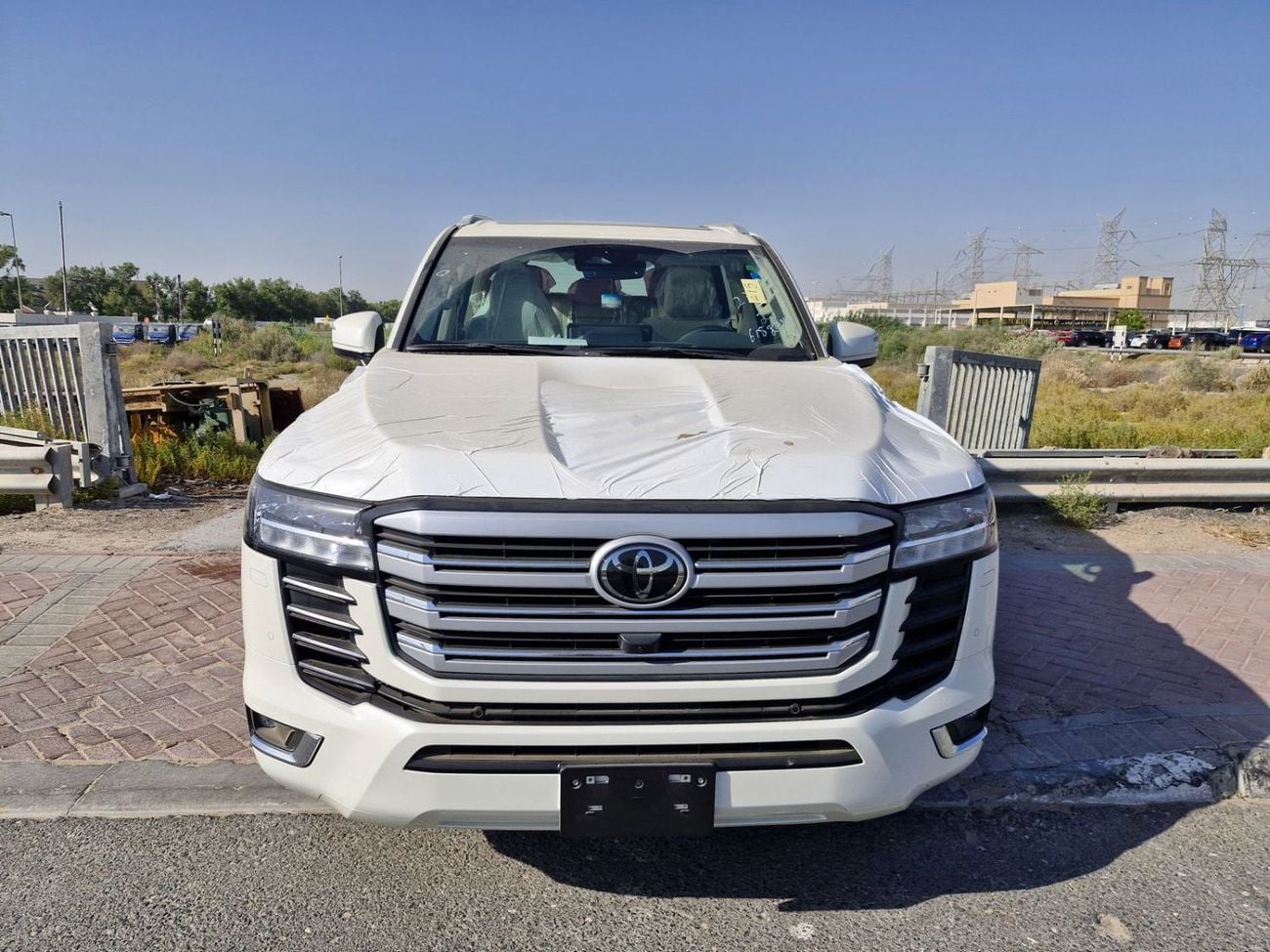 Toyota Land Cruiser GXR  2026 TOYOTA LC 300 GXR-L4 3.5L FULL GCC BRAND NEW 0KM