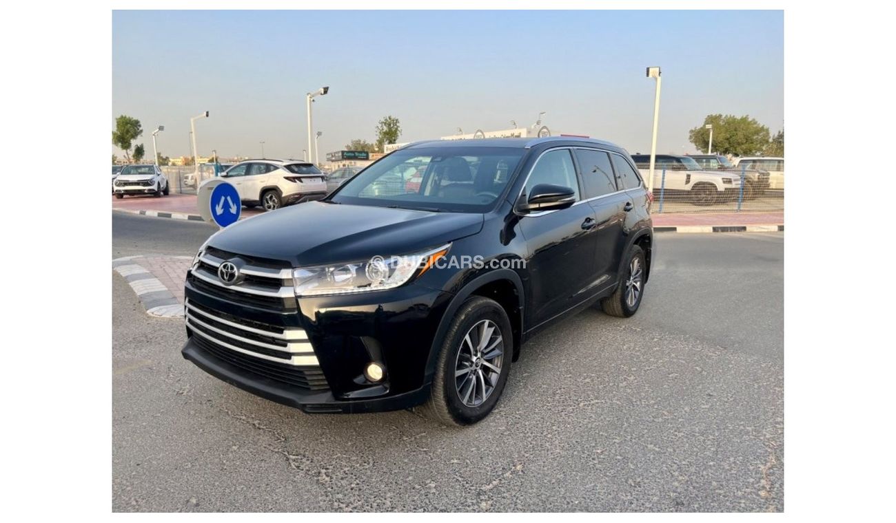 Toyota Highlander 2018 XLE LIMITED 4x4 SUNROOF PUSH START ENGINE 7 SEATER