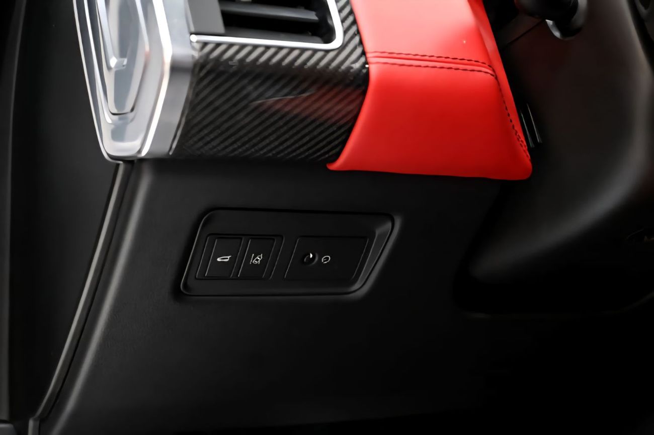 Land Rover Range Rover Sport SVR 5.0L (575 HP) 4WD