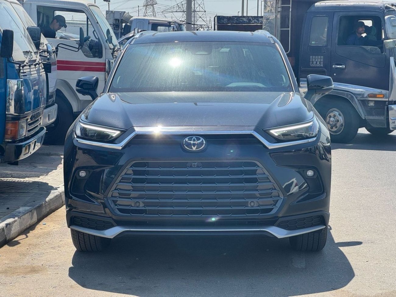 تويوتا جراند هايلاندر Limited