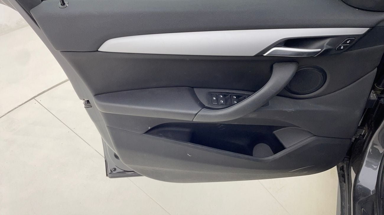 بي أم دبليو X1 SDRIVE 20I 2 | بدون دفعة مقدمة | اختبار القيادة في المنزل