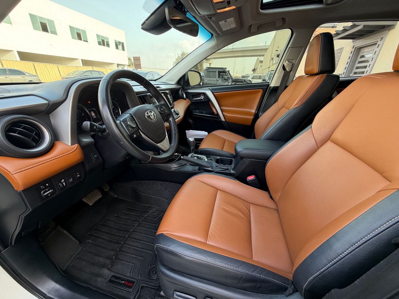 تويوتا راف ٤