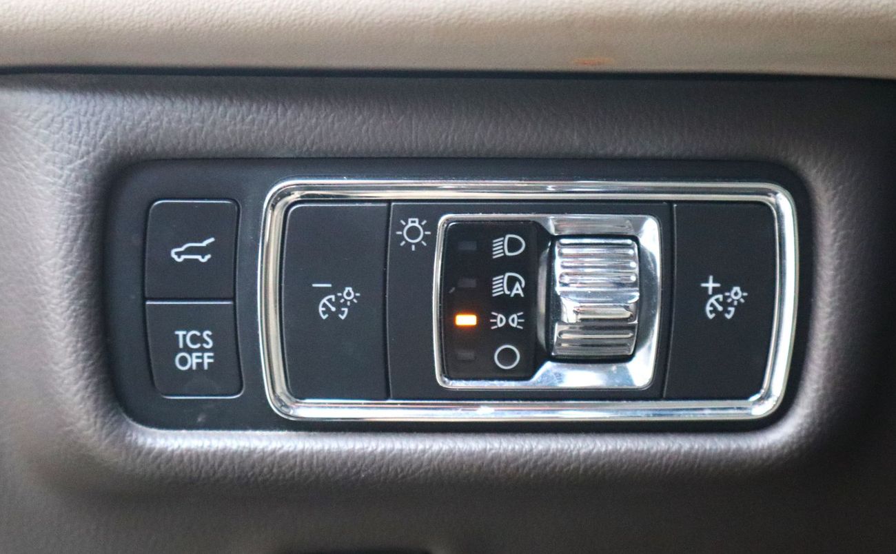 لينكولن ناوتيلوس Std 2.0L