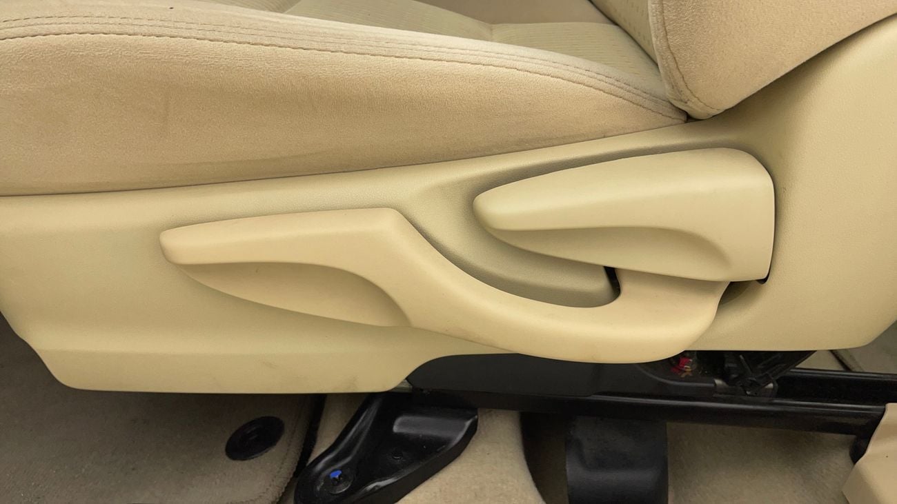 تويوتا يارس SE 1.5 | بدون دفعة مقدمة | اختبار القيادة في المنزل