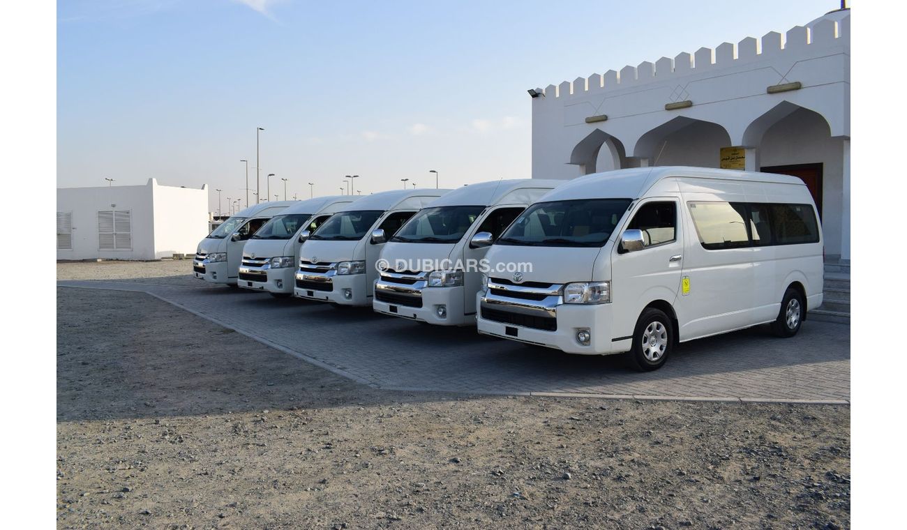 Toyota Hiace Commuter GLX High Roof Toyota Hiace Highroof GL, Model:2017.Excellent condition