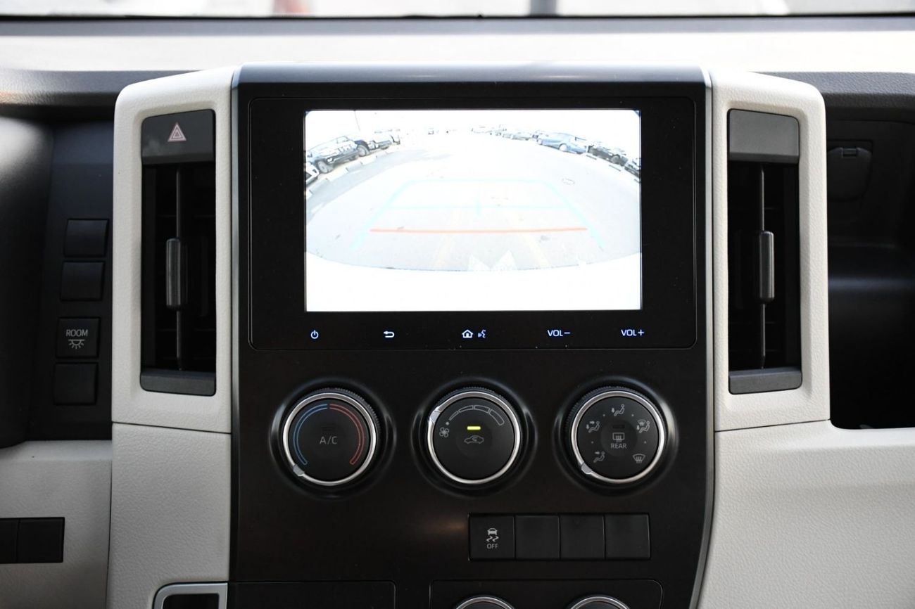 Toyota Hiace GL V6 3.5L Petrol AT 2025YM