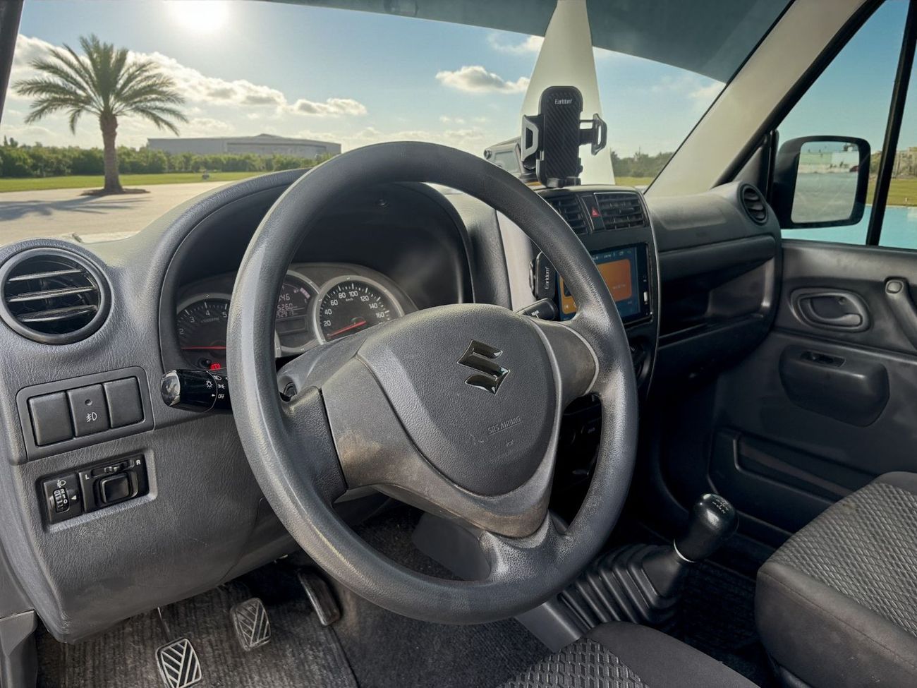 سوزوكي جيمني JIMNY GLX MT | 1.3L I4 – 85 BHP | 2016 | GCC SPECS