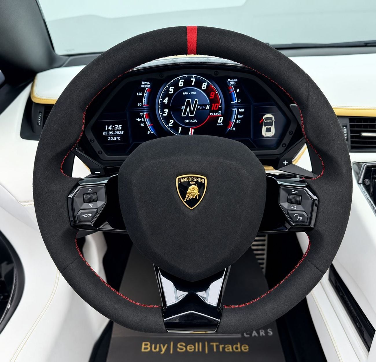 Lamborghini Aventador LP 750 S ROADSTER 2018 Lamborghini Aventador S, Full Service History, Japanese Specs.