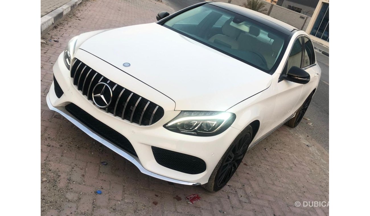 Mercedes-Benz C 300 Full option clean car