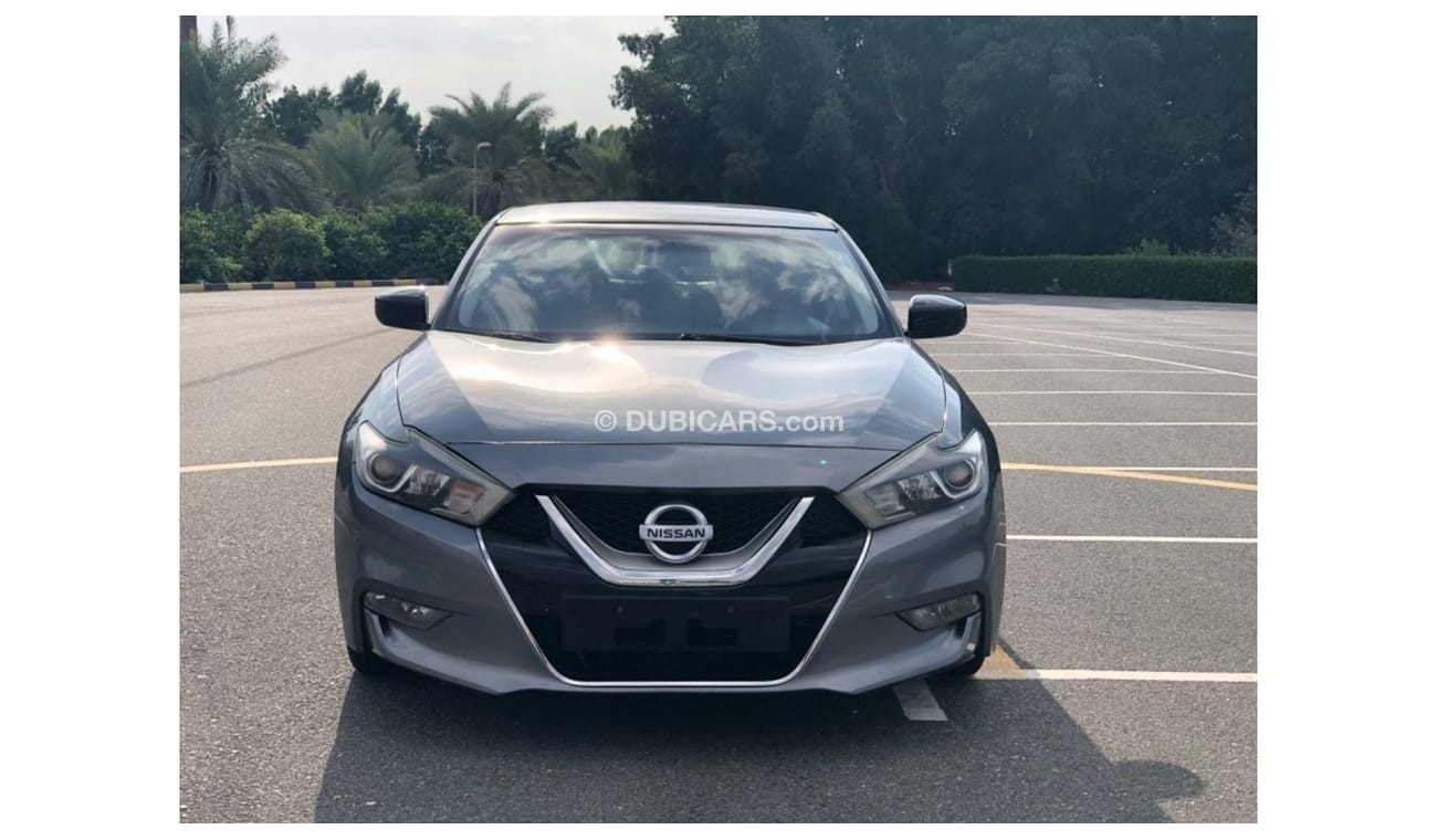 Nissan Maxima SV MODEL 2016 GCC CAR PERFECT CONDITION INSIDE AND OUTSIDE LOW MILEAGE