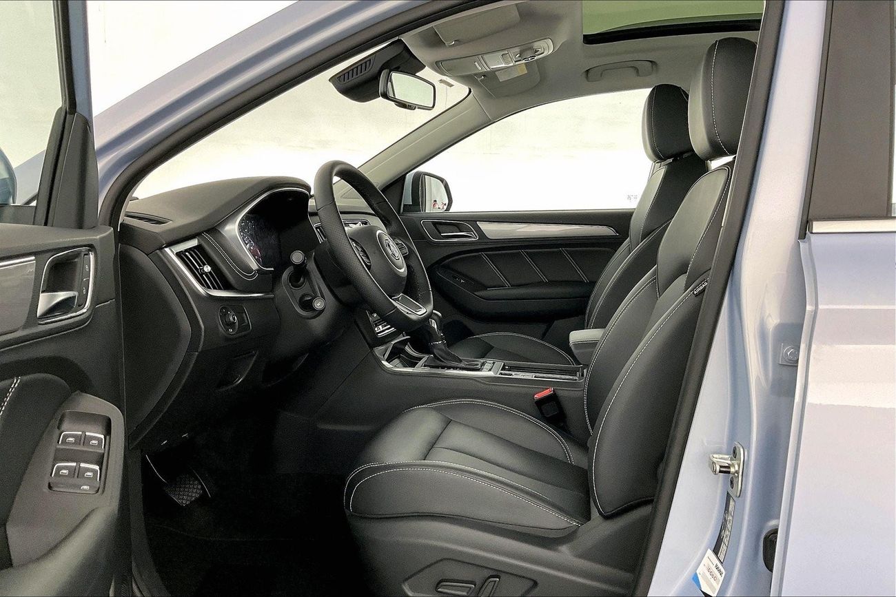 MG HS Trophy | 1 year free warranty | 0 Down Payment