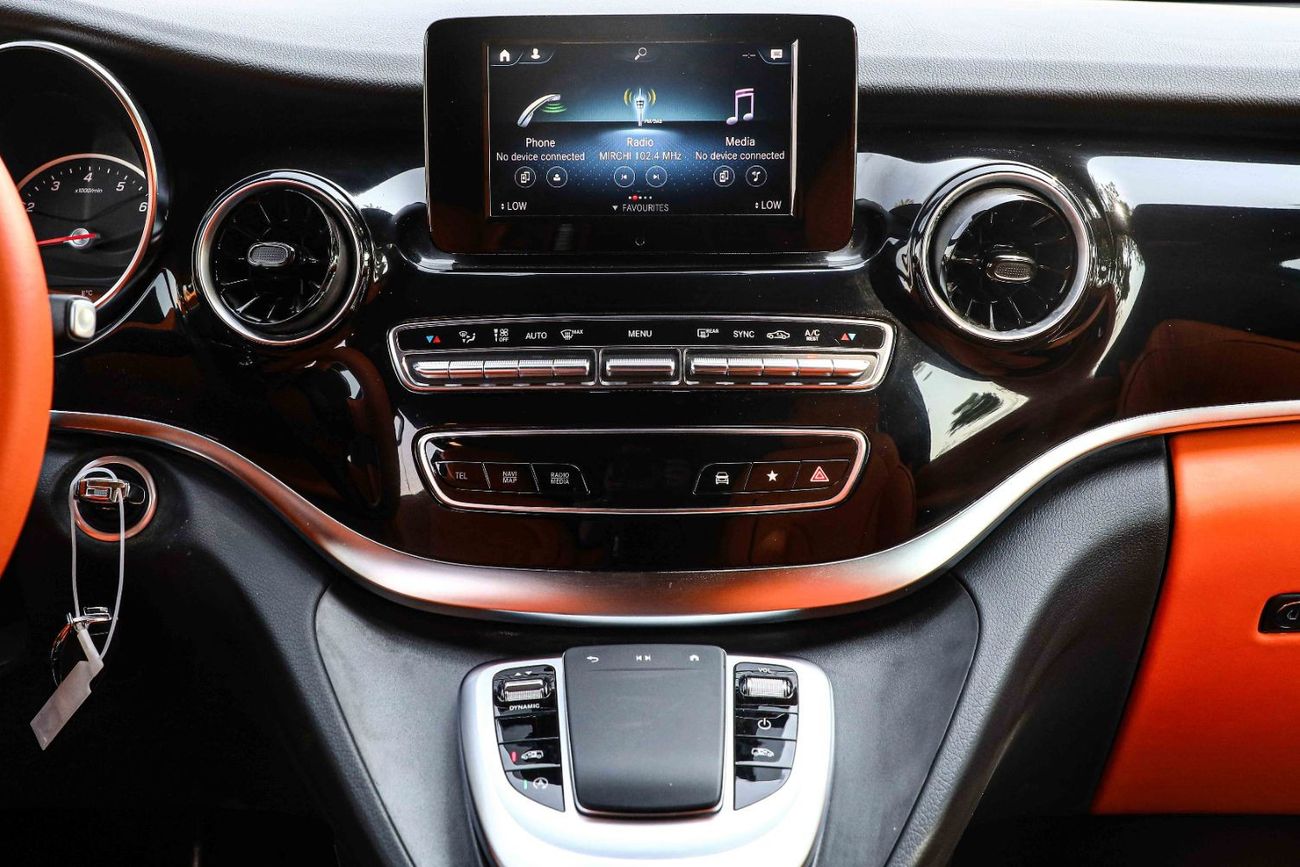 Mercedes Maybach V250 Maybach Brand New 2022 Mercedes Benz V250 4X2 2.0 VIP LUXURY Petrol