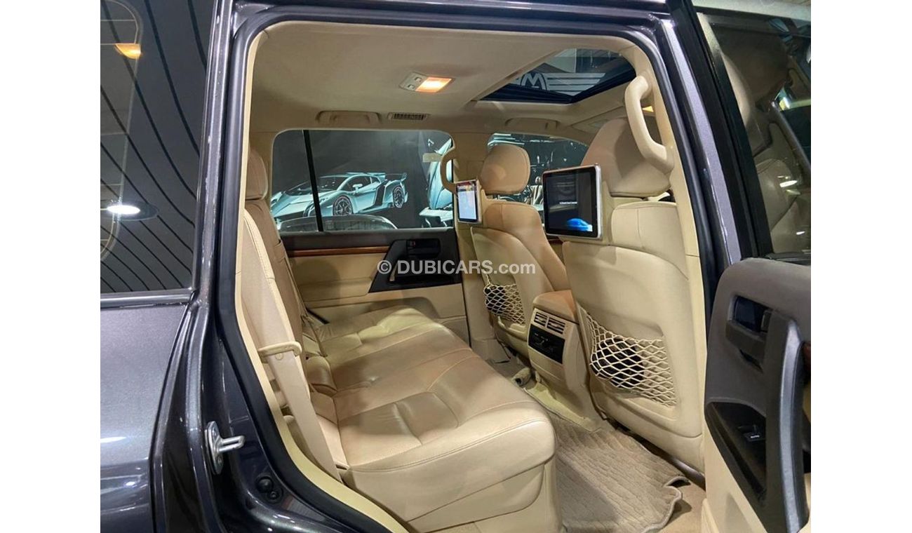 Toyota Land Cruiser PLATINIUM EDITION