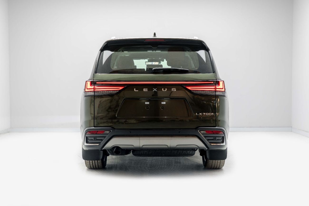 Lexus LX 700h 3.5L - Sonic Quartz Inside Crimson | Export Only