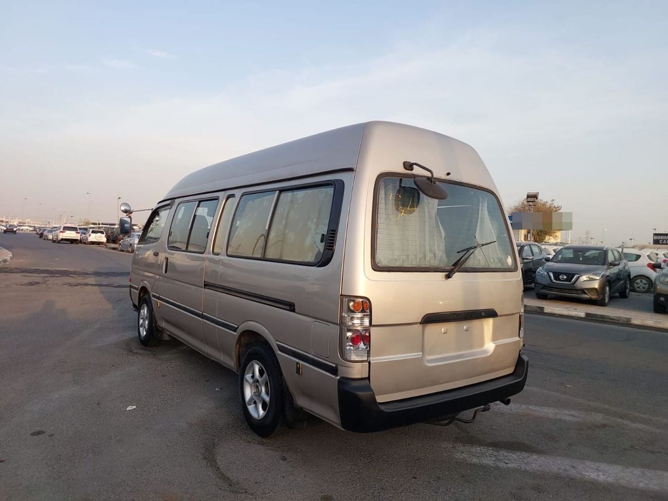 Toyota Hiace 1996 TOYOTA HIACE VAN RHD DIESEL AUTOMATIC(PM08789)