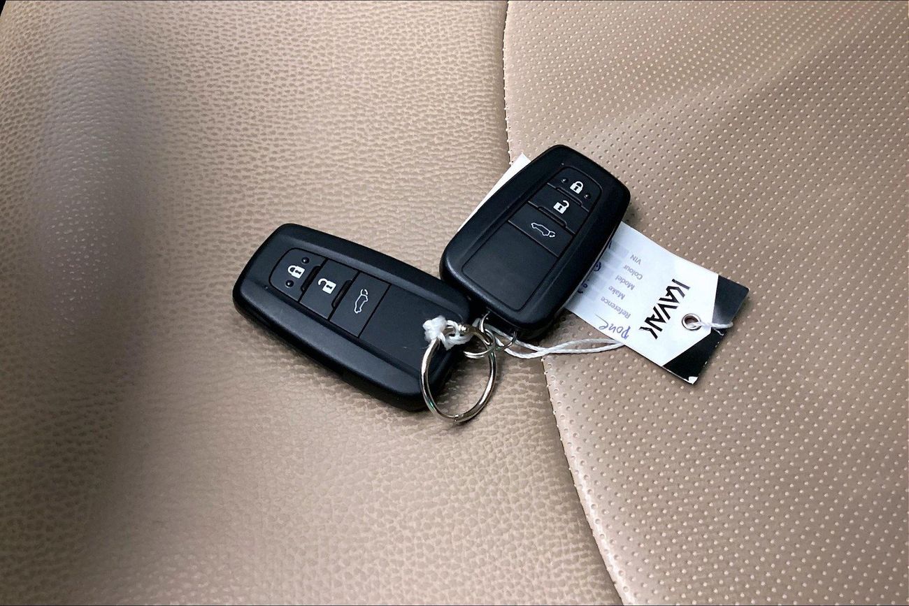 تويوتا راف ٤ VX | شامل الضمان | 0 ﺪﻔﻋﺓ ﺃﻮﻟﻯ