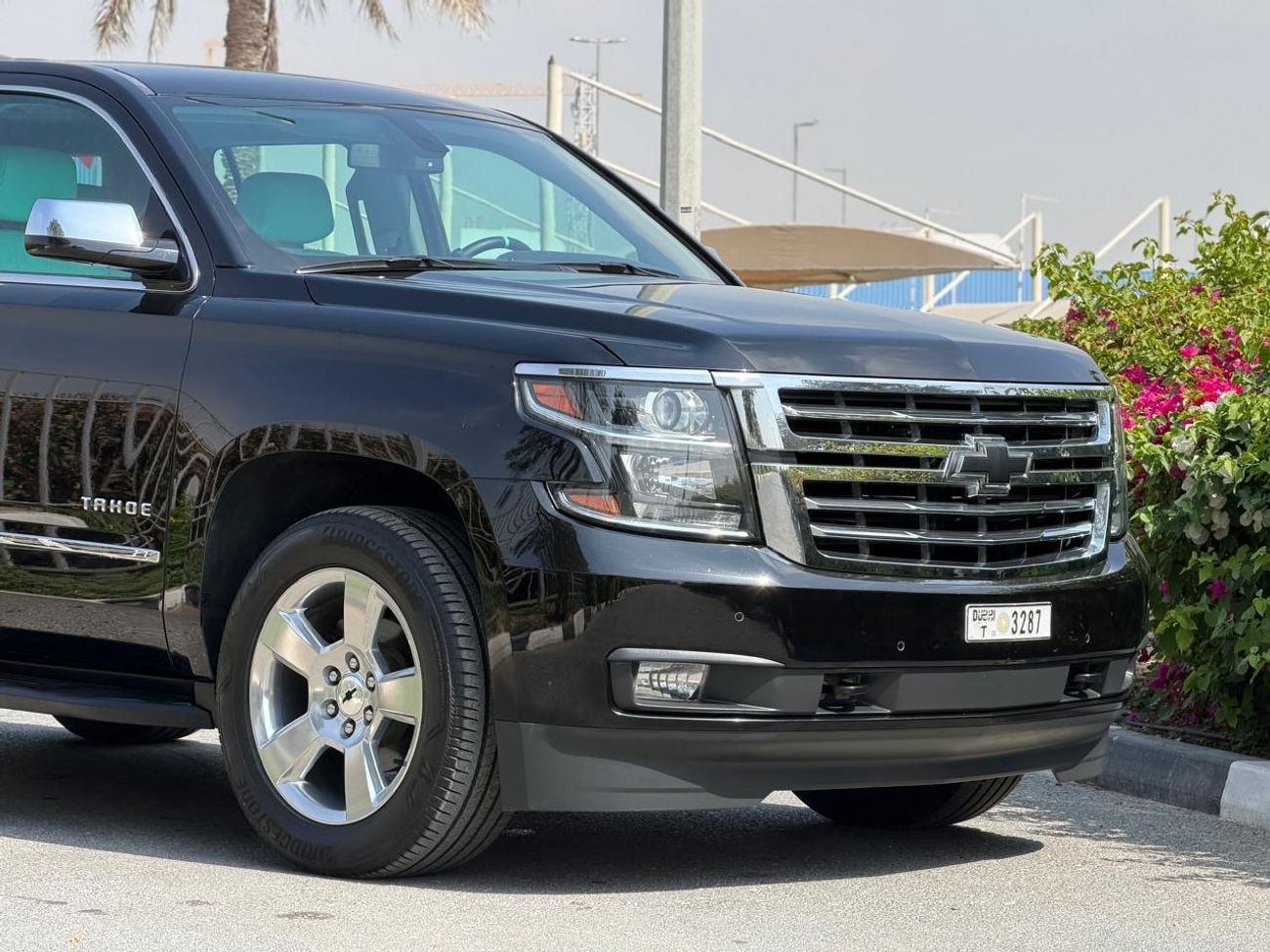 شيفروليه تاهو LS 5.3L 4WD (8 Seater)
