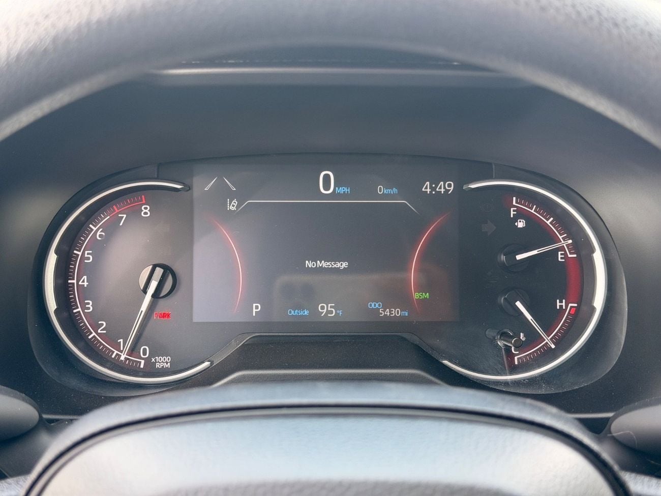 تويوتا راف ٤ Full option 2.5L  XLE 2025