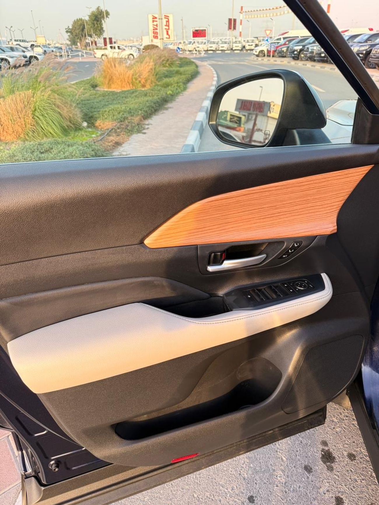 تويوتا جراند هايلاندر Hybrid XLE Full option panoramic, 360 camera 2024