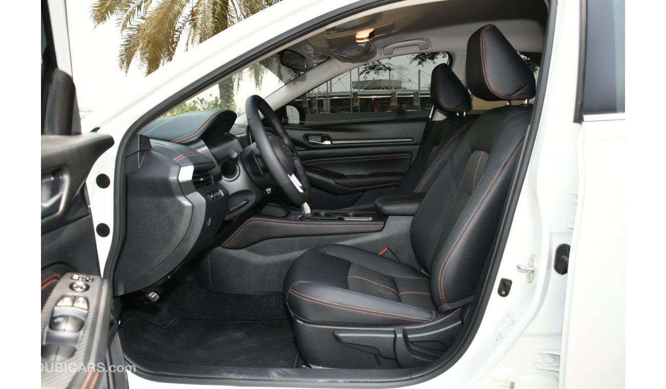 Nissan Altima 2.5L SR SPORT - 2019 - GCC SPECS - 5 YEARS WARRANTY - BANK LOAN 0 DOWNPAYMENT -