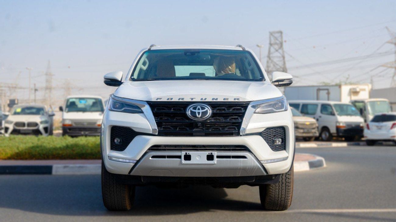تويوتا فورتونر VX2 4X4 Diesel 2.8L