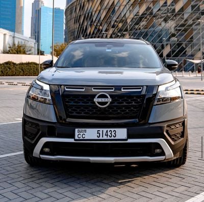 نيسان باثفايندر SL