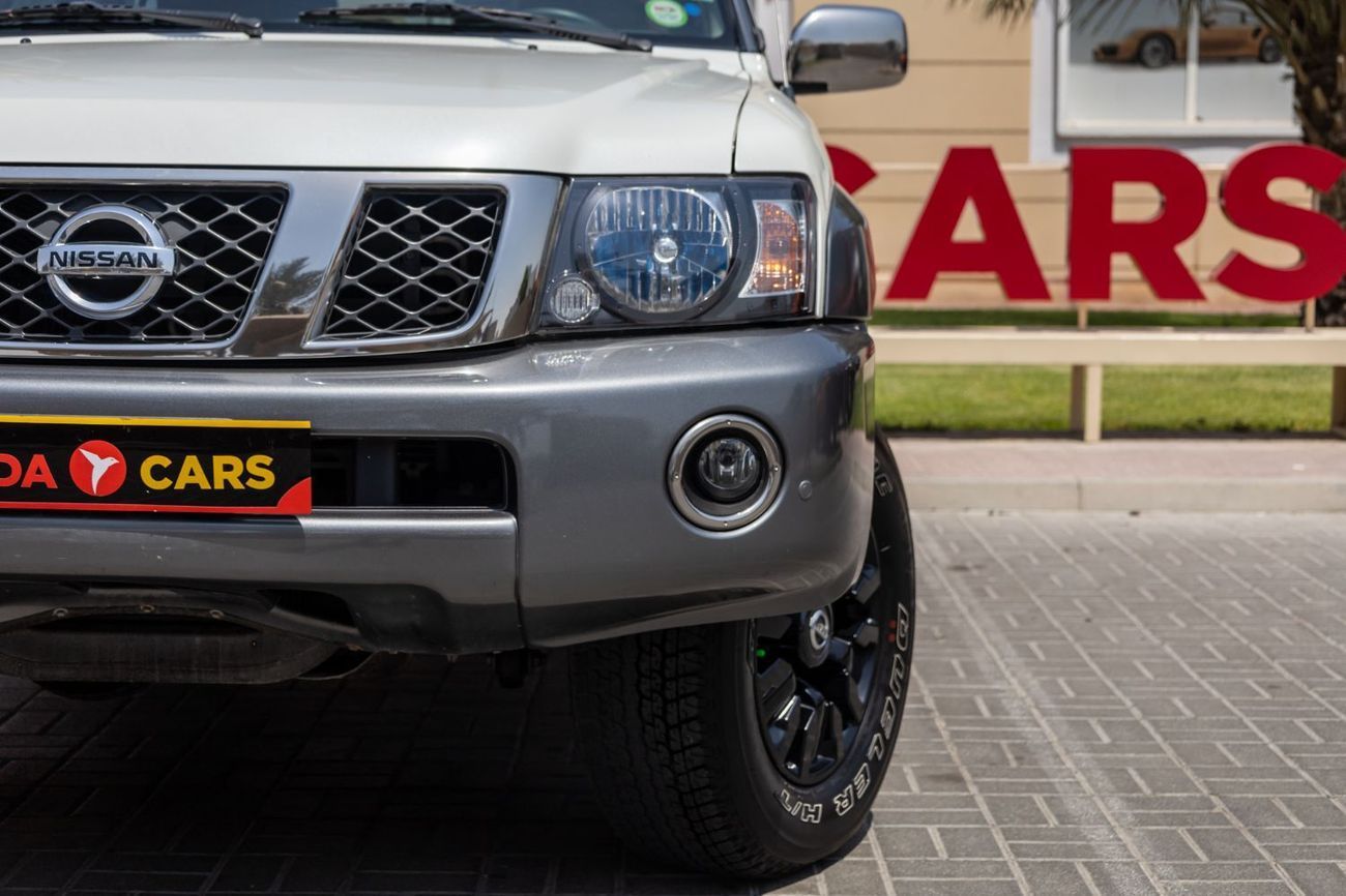 Nissan Patrol Safari Super Safari 4.8L M/T