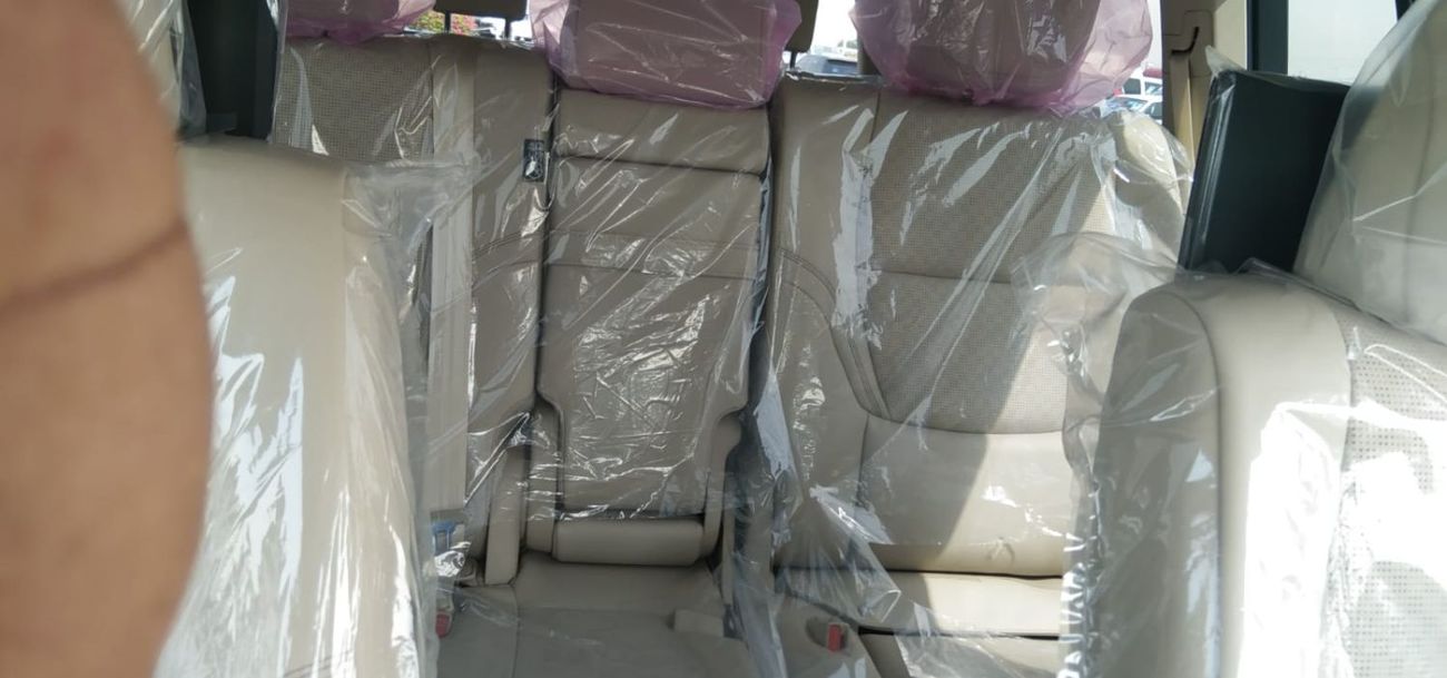 تويوتا لاند كروزر Rhd zx petrol Auto Right-Hand drive Brand-new full options