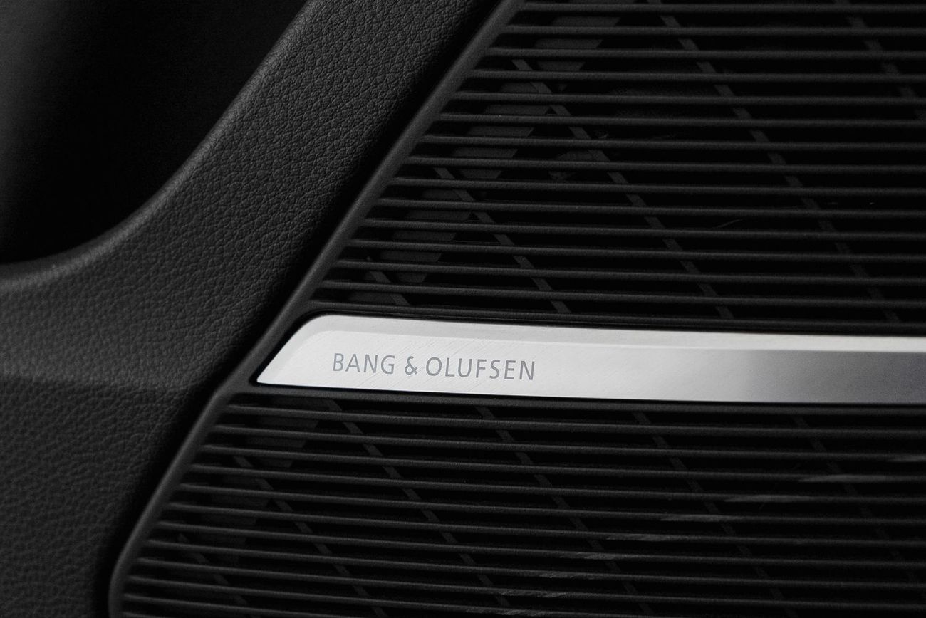 أودي SQ8 4.0 TFSI quattro (507 HP)