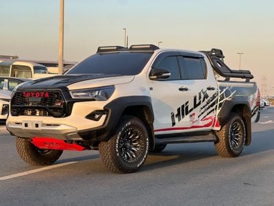 Toyota Hilux Toyota Hilux 2016model Modified 2024 Adventure 2.7 4x4 petrol Engine Colour white push start Transmi