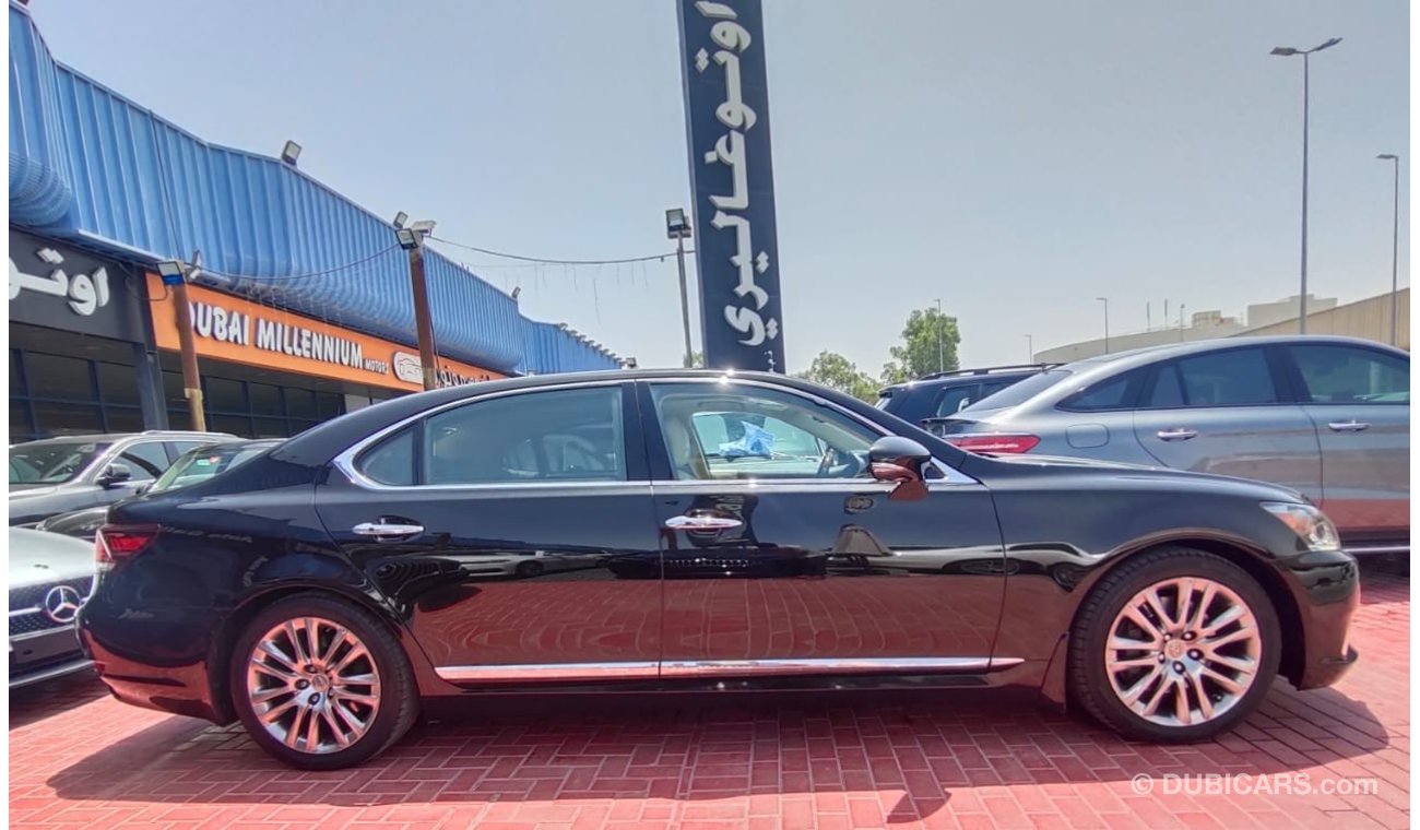 Lexus LS460 4.6L AT 2016 GCC