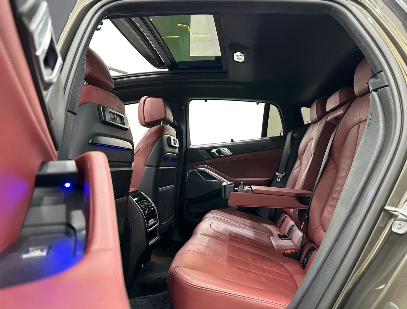 BMW X6 40i M Sport 2020 BMW X6 xDrive40i M-Sport, June 2025 BMW Warranty + Service Pack, Full Options, GCC