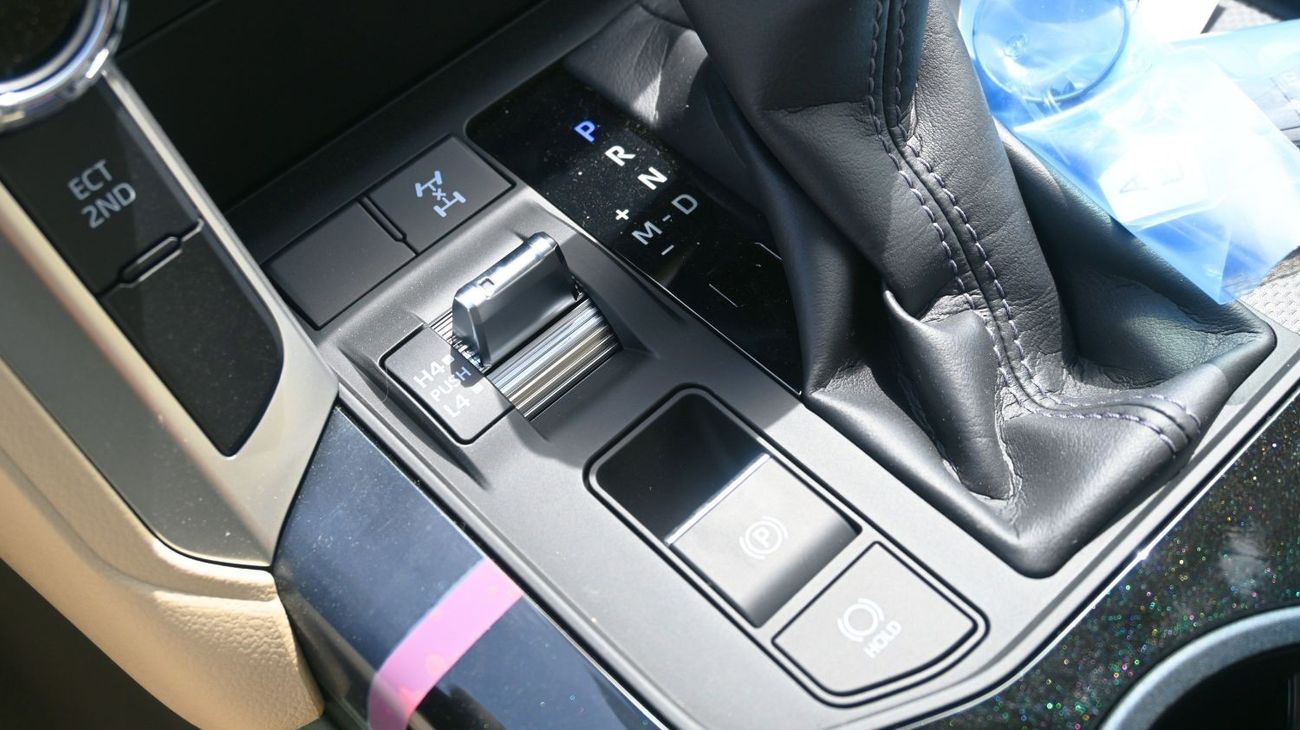 Toyota Land Cruiser GXR 3.5L